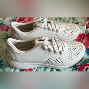 Women’s Crocs Tennis Shoes. Size 10. $35.